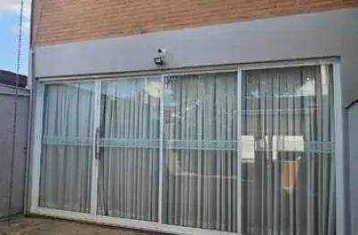 Linda casa (sobrado) para venda com quintal, varandas e suíte - acabamento impec