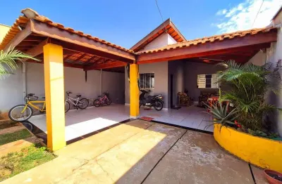 Casa à venda | 2quartos | cozinha planejada | 3 vagas | água branca | piracicaba