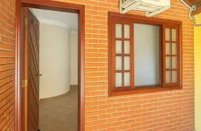 Casa com 2 quartos para alugar no Jardim Astúrias I, Piracicaba 