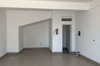 Sala comercial nova e versátil para alugar no são mateus – piracicaba