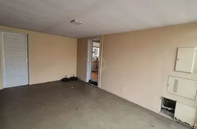 Casa com 110m² – 2 Dormitórios – Excelente Localização Próxima à ESALQ