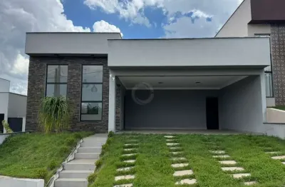 Casa Térrea Moderna à Venda no Condomínio Soleil – 3 Dormitórios