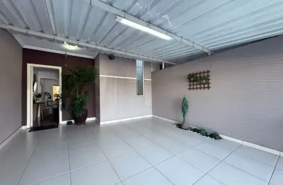 Casa tipo sobrado com 03 dormitórios no parque universitário em americana-sp