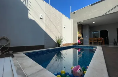 Casa com piscina bairro parque universitário em americana-sp