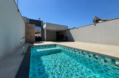 Casa térrea com piscina no bairro parque novo mundo em americana-sp