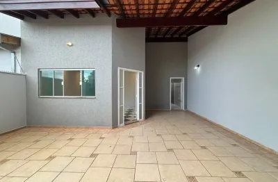 Casa 03 dormitórios bairro parque novo mundo em americana-sp