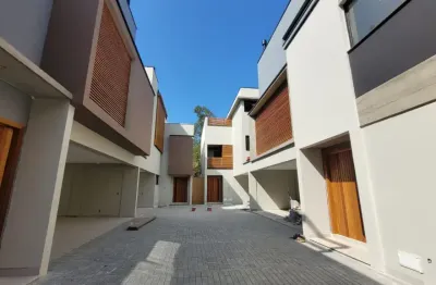 Casa em condomínio novo a venda no jardim dos estados ,  com 4 suítes  e 4 vagas