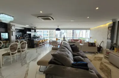 Apartamento de altíssimo padrão, com 3 suítes, 222 metro, e 4 vagas no campo belo, s