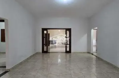 Casa ampla e confortável a venda no centro – 04 quartos com 02 suítes, arraial d´angola, paracatu-mg