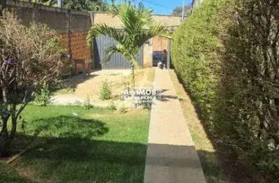 Casa para venda rua da biquinha,306 cs a - vista alegre/mg