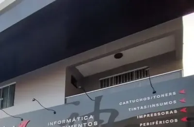 Proximo a univali no centro! apartamento de 1 suite + 2 dormitórios c/ vaga de garagem e sacada