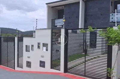 Sobrado geminado 3 quartos com 1 suíte e 102m² - forquilhas - est