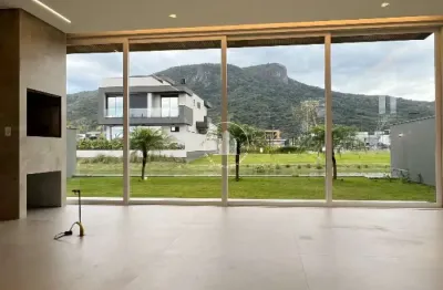 Casa com 3 quartos à venda na Avenida da Pedra Branca, 65, Pedra Branca, Palhoça