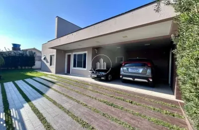 Casa com 3 quartos à venda na Rua Presidente Juscelino Kubitschek de Oliveira, 270, Centro, Palhoça