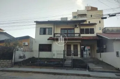 Casa com 4 quartos à venda na Flávio Silva, 79, Nossa Senhora do Rosário, São José