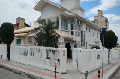 Casa com 3 quartos à venda na Rua Varese, 83, Pagani, Palhoça