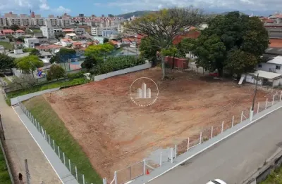 Terreno à venda na Rua Elpídio Vicente Cúrcio, S/N, Serraria, São José