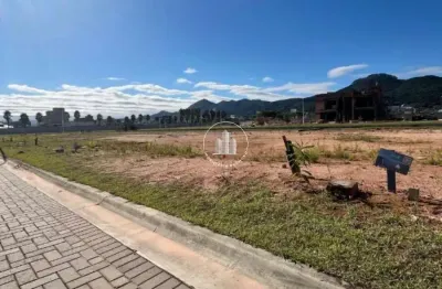 Terreno à venda na Avenida Deltaville, 310, Beira Rio, Biguaçu