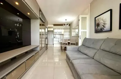 Apartamento com 3 quartos à venda na Avenida Governador Jorge Lacerda, 1835, Costeira do Pirajubaé, Florianópolis