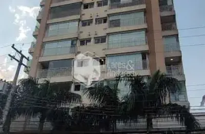 Apartamento à venda, 67m² com 2 dormitórios, com armários embutidos, ar condicionado na suíte e 1 v