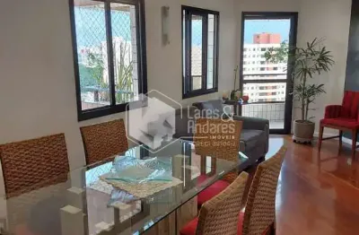 Lindo apartamento a venda 97m², 3 dormitórios (sendo 1 suíte), 2 vagas demarcadas, varanda,  aceita