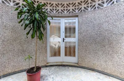 Casa tipo para venda em planalto paulista com 4 quartos, sendo 2 suítes, 334m²
