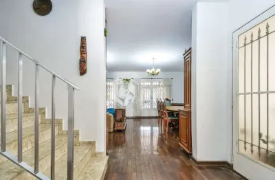 Sobrado para venda em moema com 3 quartos, sendo 1 suíte, 242m²