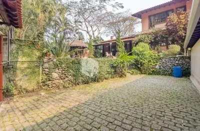 Casa no condomínio clube castelo para venda com 3 quartos, sendo 2 suítes, 306m²