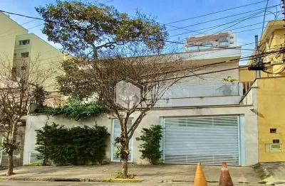 Casa de vila para venda em aclimação com 3 quartos, sendo 3 suítes, 285m²