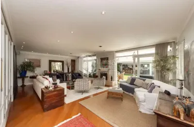 Sobrado para venda em jardim hípico com 5 quartos, sendo 3 suítes, 515m²