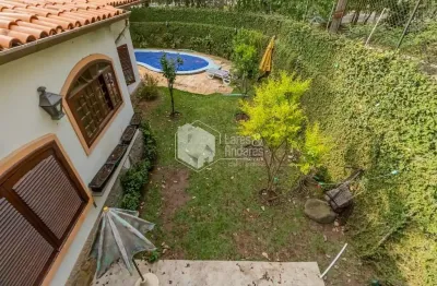 Casa tipo para venda em alto de pinheiros com 4 quartos, sendo 2 suítes, 400m²