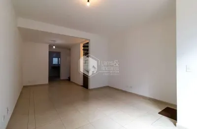 Casa no condomínio condomínio vitta parque para venda com 3 quartos, sendo 1 suíte, 146m²