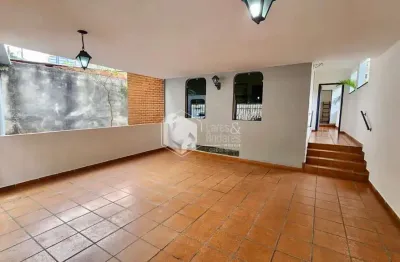 Casa tipo para venda em chácara inglesa com 3 quartos, sendo 1 suíte, 300m²