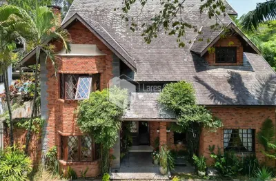 Casa de vila para venda em jardim dos estados com 4 quartos, sendo 4 suítes, 788m²