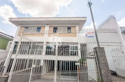 Sobrado para venda em parque são domingos com 4 quartos, sendo 1 suíte, 200m²