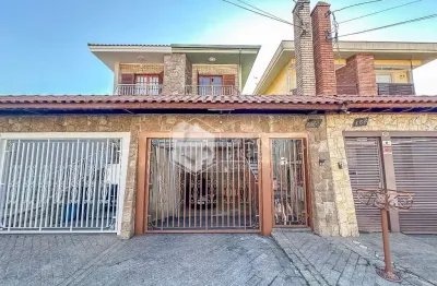 Casa tipo para venda em parque são domingos com 3 quartos, sendo 3 suítes, 216m²