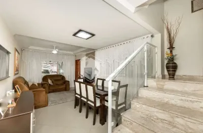 Sobrado para venda em jardim cidália com 4 quartos, sendo 1 suíte, 181m²