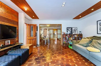 Sobrado para venda em pinheiros com 4 quartos, sendo 1 suíte, 230m²