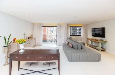 Apartamento tipo para venda em itaim bibi com 4 quartos, sendo 3 suítes, 197m²