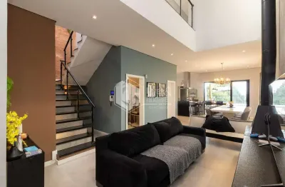 Casa em condomínio para venda com 4 quartos, sendo 3 suítes, 232m²