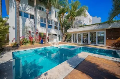 Casa no condomínio alpha conde 2 para venda com 5 quartos, sendo 5 suítes, 525m²