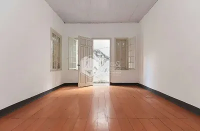 Casa com 5 quartos à venda na Rua Backer, 236, Cambuci, São Paulo