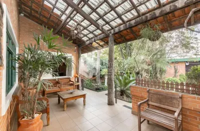 Casa tipo para venda em vila guarani (z sul) com 4 quartos, sendo 1 suíte, 350m²