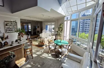 Duplex para venda em Vila Suzana com 3 quartos, sendo 3 suítes , 220m²