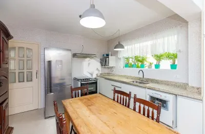 Casa para venda em Brooklin com 4 quartos, sendo 2 suítes , 144m²