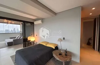 Duplex para venda em pinheiros com 4 quartos, sendo 4 suítes, 260m²