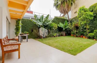 Casa para venda em pacaembu com 5 quartos, sendo 3 suítes , 523m²