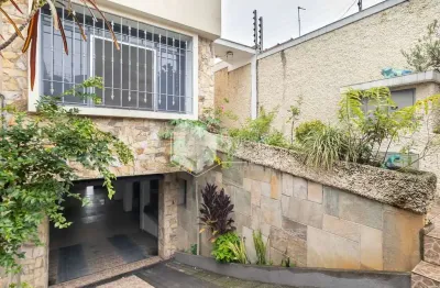 Casa para venda em Vila Santa Maria com 3 quartos, sendo 1 suíte , 210m²