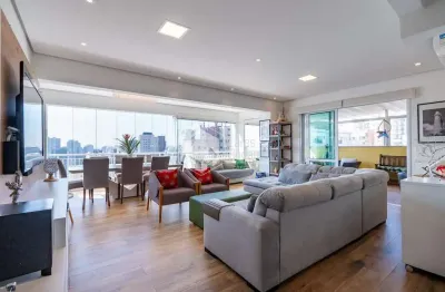 Duplex para venda em Vila Suzana com 3 quartos, sendo 2 suítes , 172m²