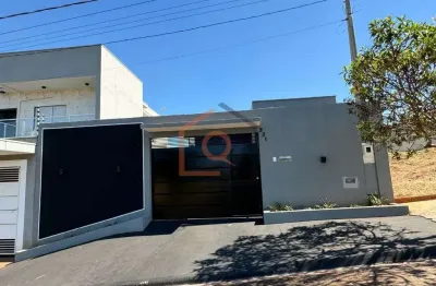 Casa padrao a venda com 3 dormitorios no parque laranjeiras em araraquara